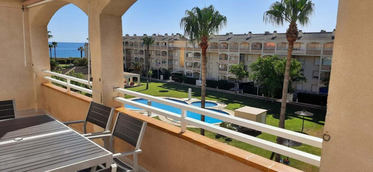 Atico En Urb Bahia De Denia De Vacaciones Mar Por Medio Apartamento Exterior foto