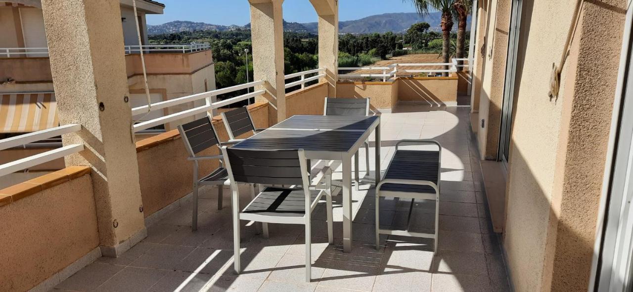 Atico En Urb Bahia De Denia De Vacaciones Mar Por Medio Apartamento Exterior foto