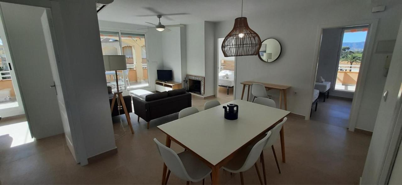 Atico En Urb Bahia De Denia De Vacaciones Mar Por Medio Apartamento Exterior foto